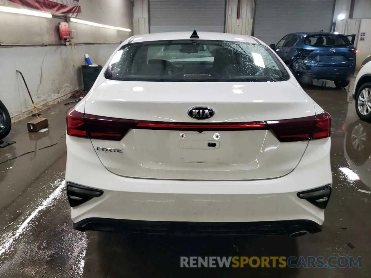 6 Фотография поврежденного автомобиля 3KPF24AD8LE240261 KIA FORTE 2020