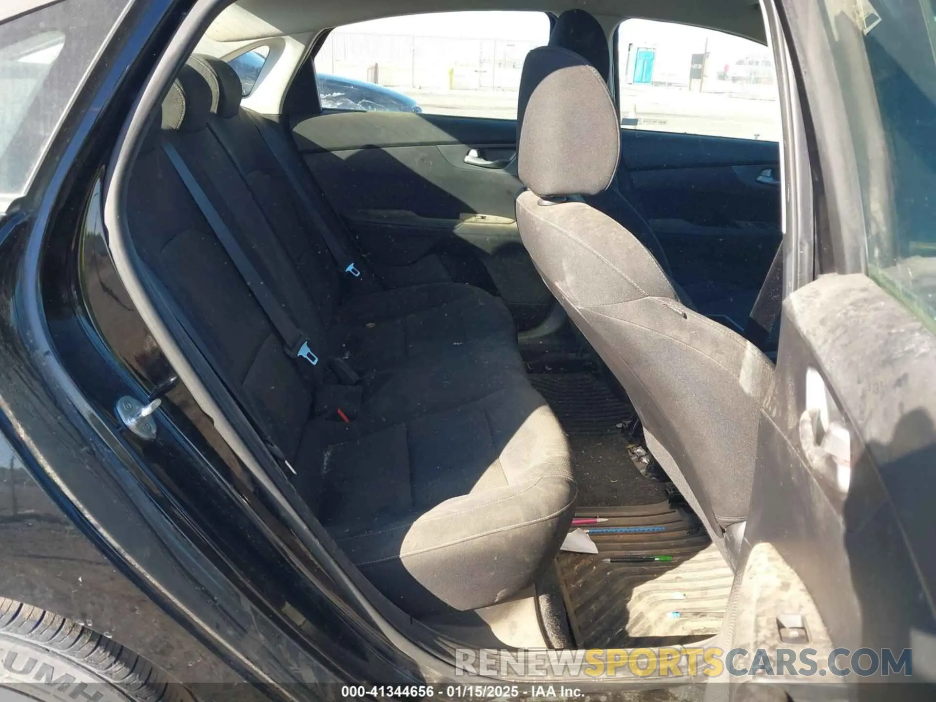 8 Фотография поврежденного автомобиля 3KPF24AD8LE258999 KIA FORTE 2020