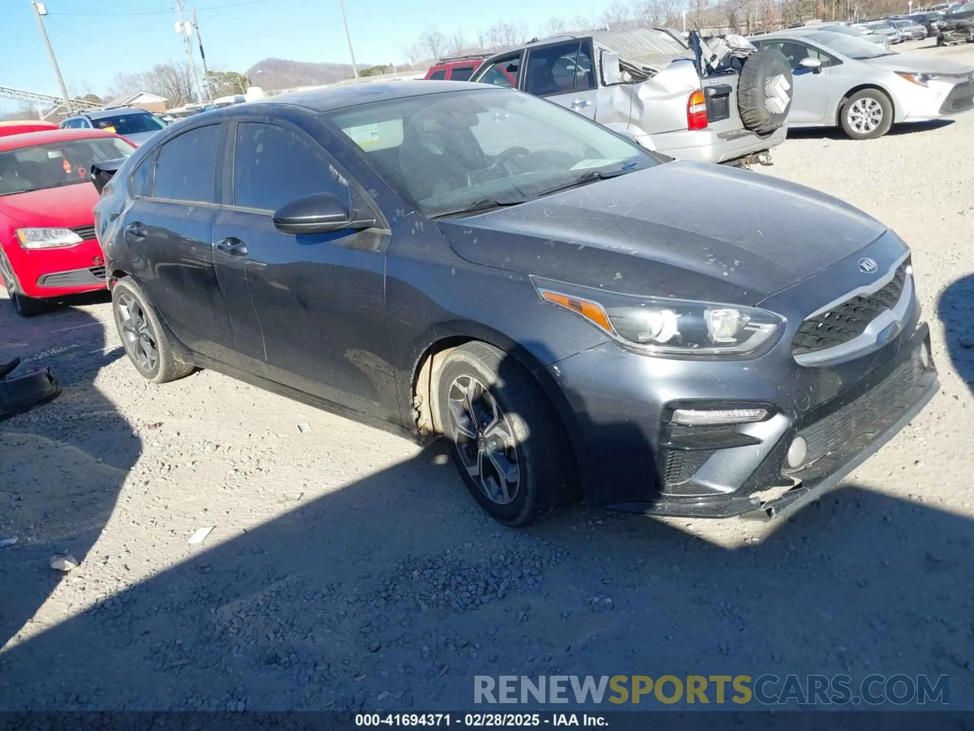 1 Photograph of a damaged car 3KPF24AD9LE140993 KIA FORTE 2020