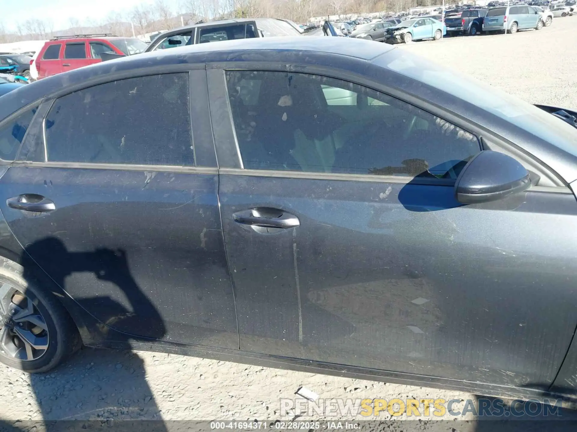 14 Photograph of a damaged car 3KPF24AD9LE140993 KIA FORTE 2020