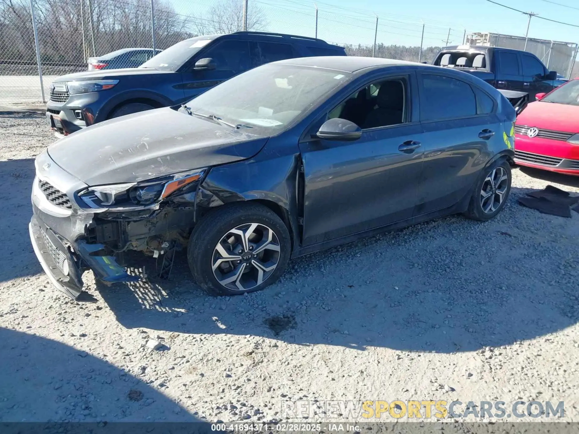2 Photograph of a damaged car 3KPF24AD9LE140993 KIA FORTE 2020