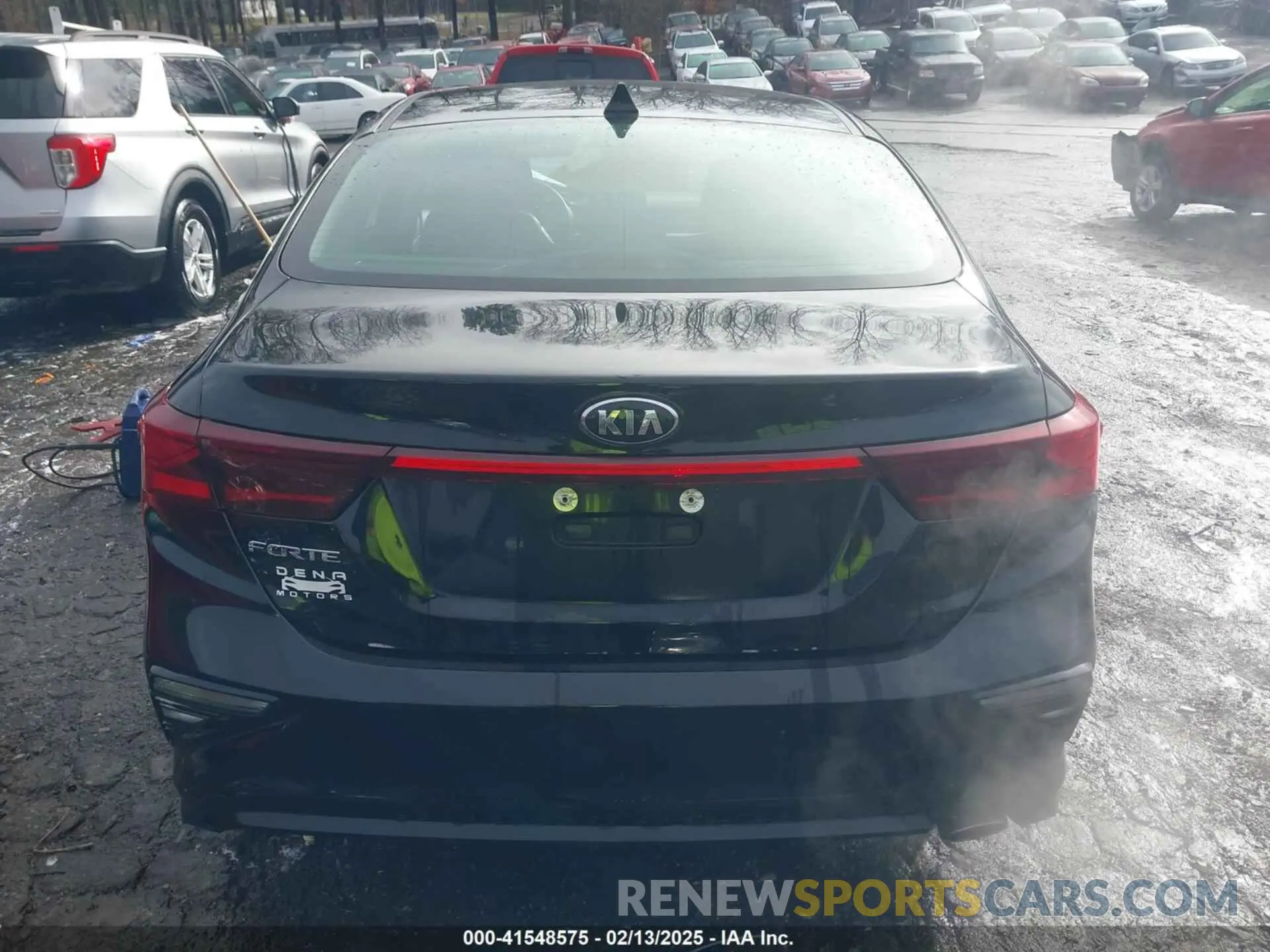 16 Photograph of a damaged car 3KPF24AD9LE150116 KIA FORTE 2020