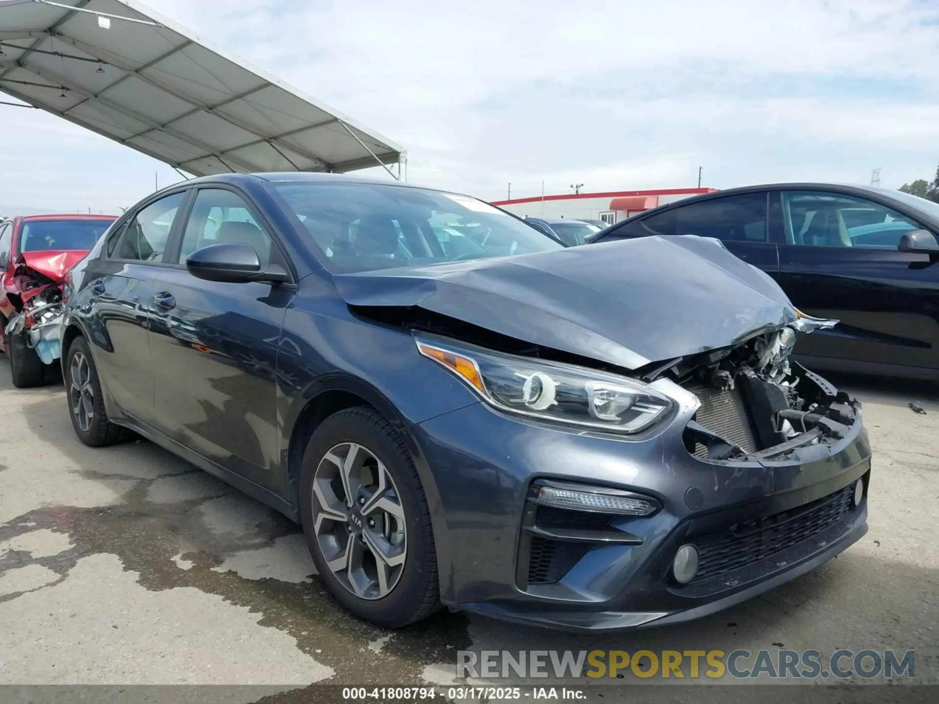 1 Photograph of a damaged car 3KPF24AD9LE165263 KIA FORTE 2020