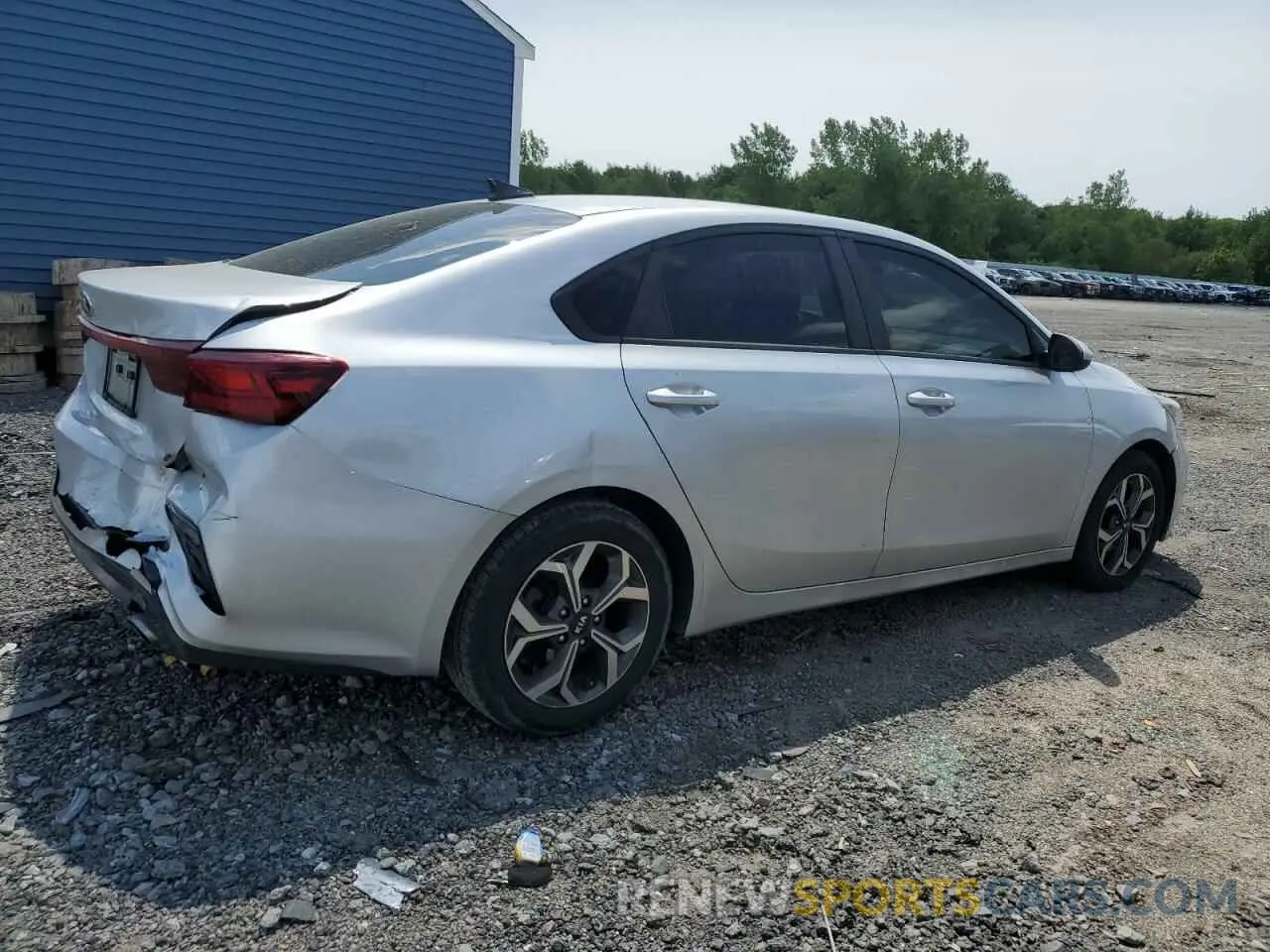 3 Фотография поврежденного автомобиля 3KPF24AD9LE202702 KIA FORTE 2020