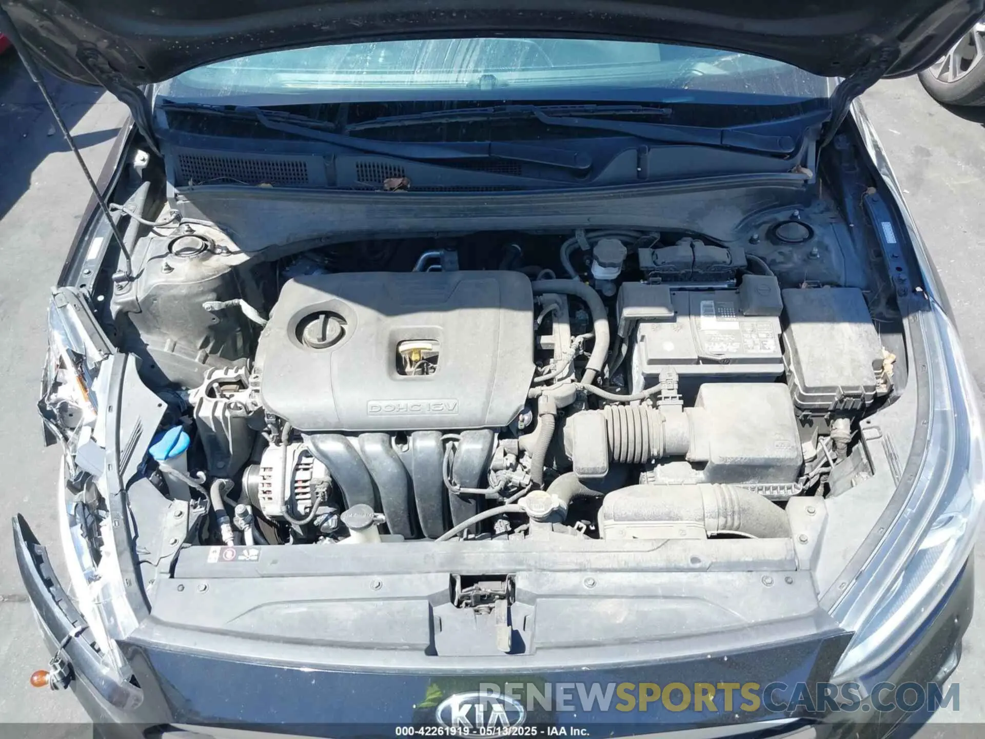 10 Photograph of a damaged car 3KPF24AD9LE250832 KIA FORTE 2020