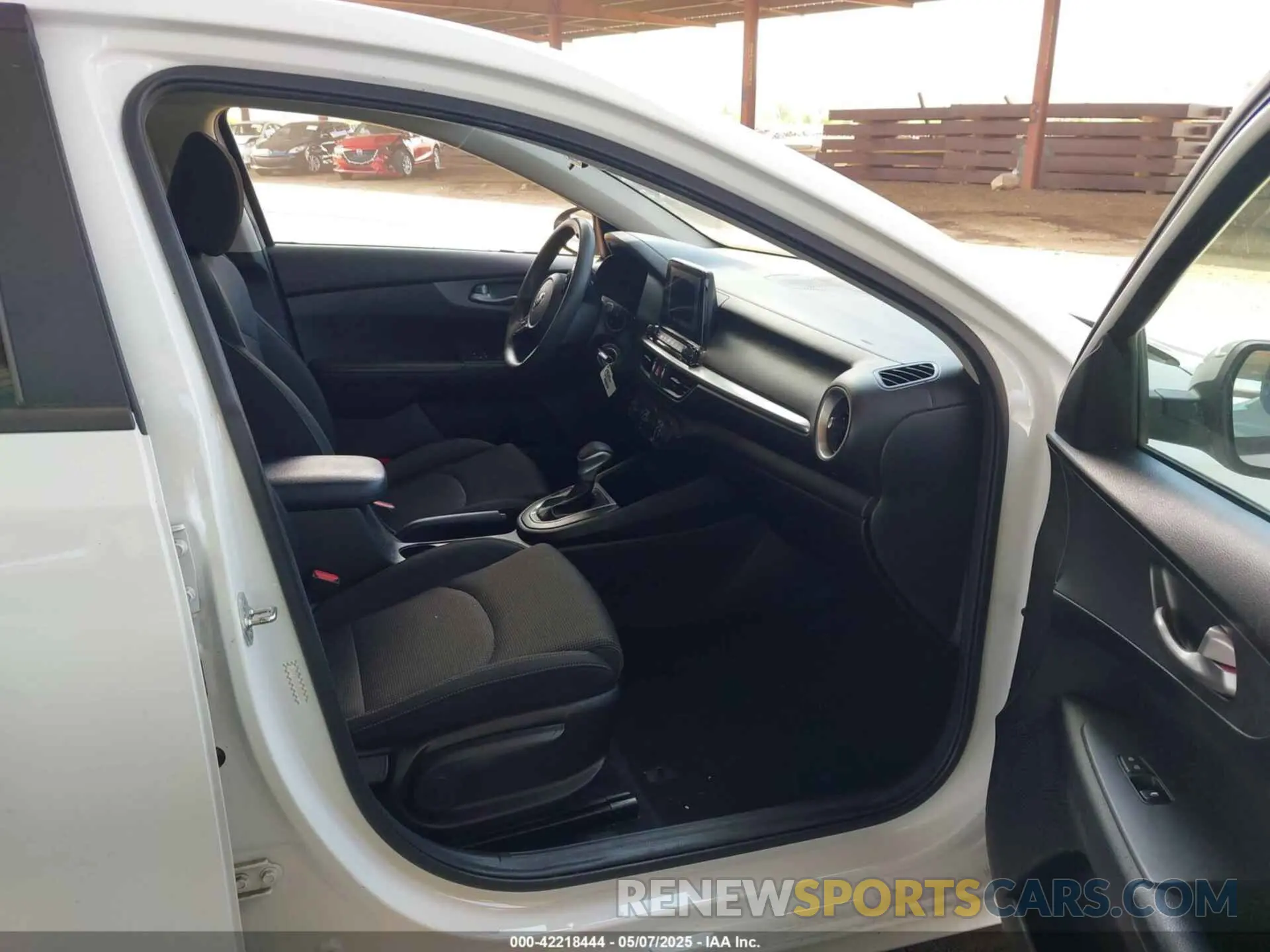 5 Фотография поврежденного автомобиля 3KPF24ADXLE152263 KIA FORTE 2020