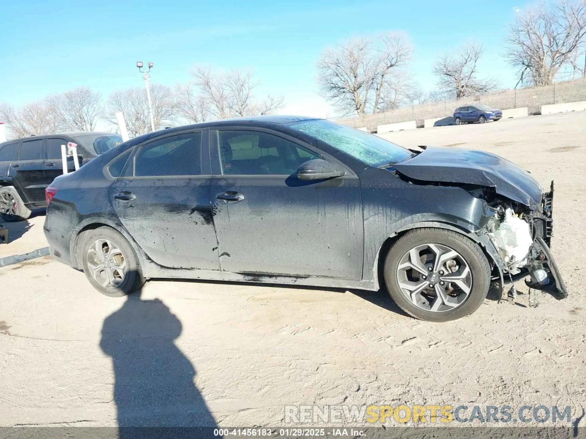 12 Фотография поврежденного автомобиля 3KPF24ADXLE178555 KIA FORTE 2020