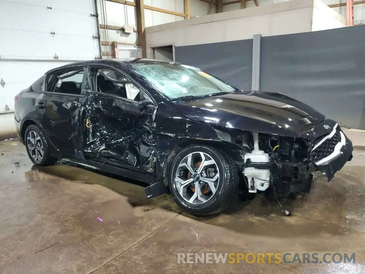 4 Photograph of a damaged car 3KPF24ADXLE246319 KIA FORTE 2020