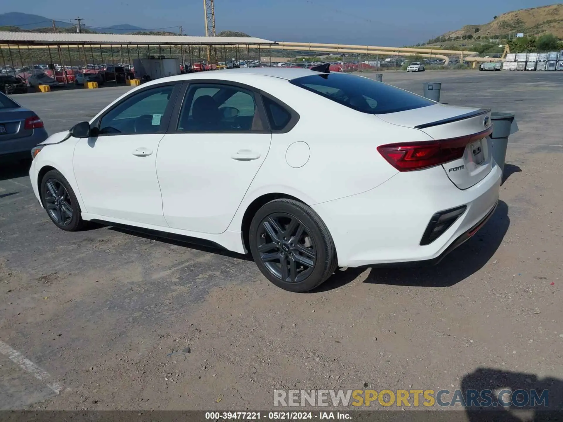 3 Фотография поврежденного автомобиля 3KPF34AD1LE260672 KIA FORTE 2020