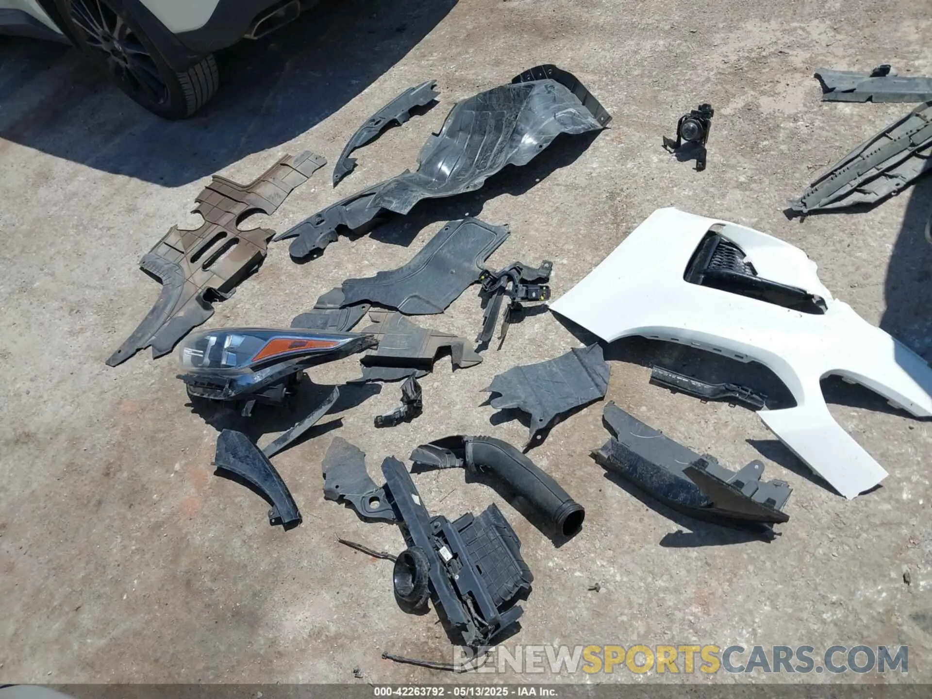 11 Photograph of a damaged car 3KPF34AD2LE246599 KIA FORTE 2020