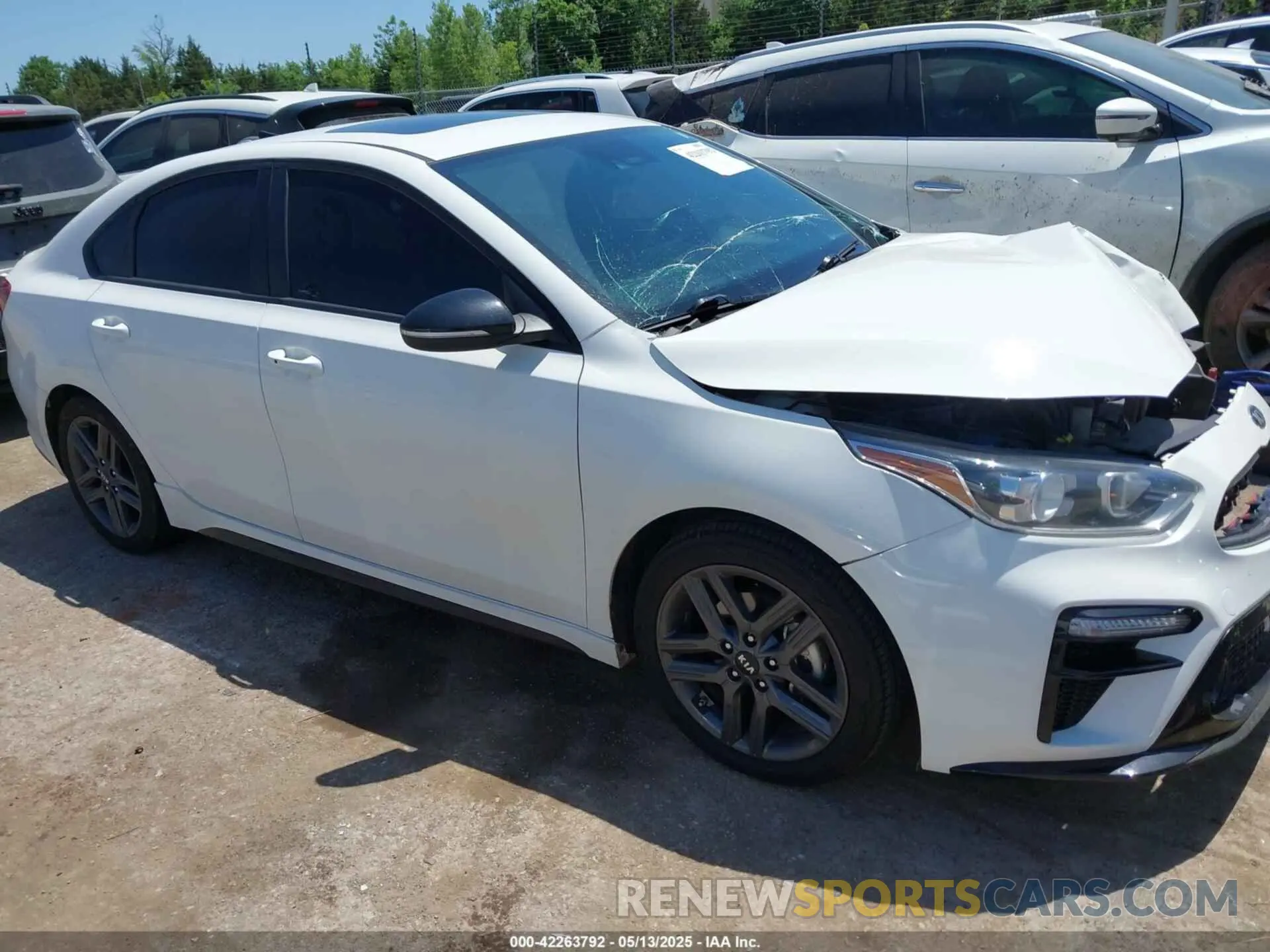 13 Photograph of a damaged car 3KPF34AD2LE246599 KIA FORTE 2020