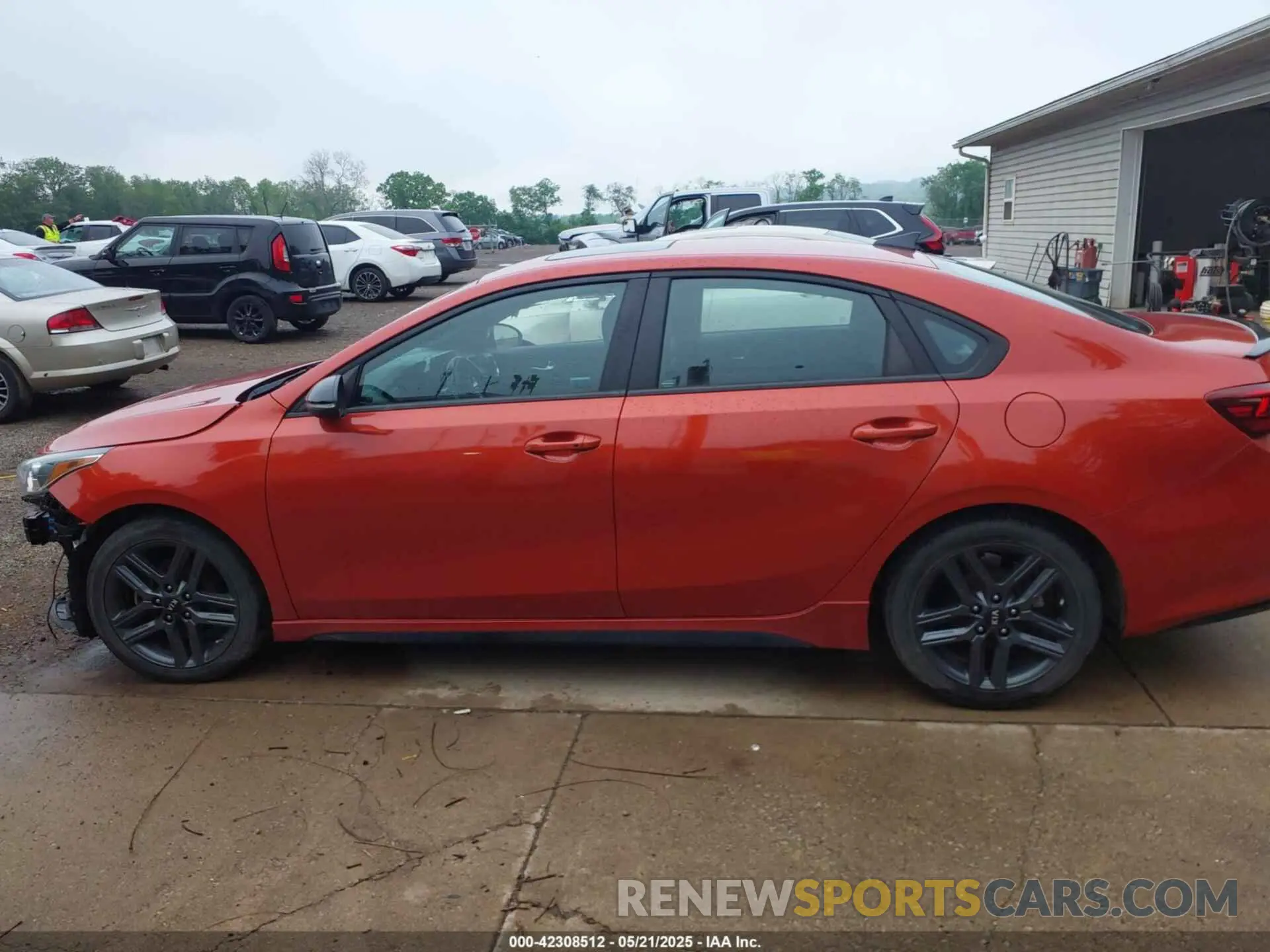 15 Photograph of a damaged car 3KPF34AD3LE260009 KIA FORTE 2020