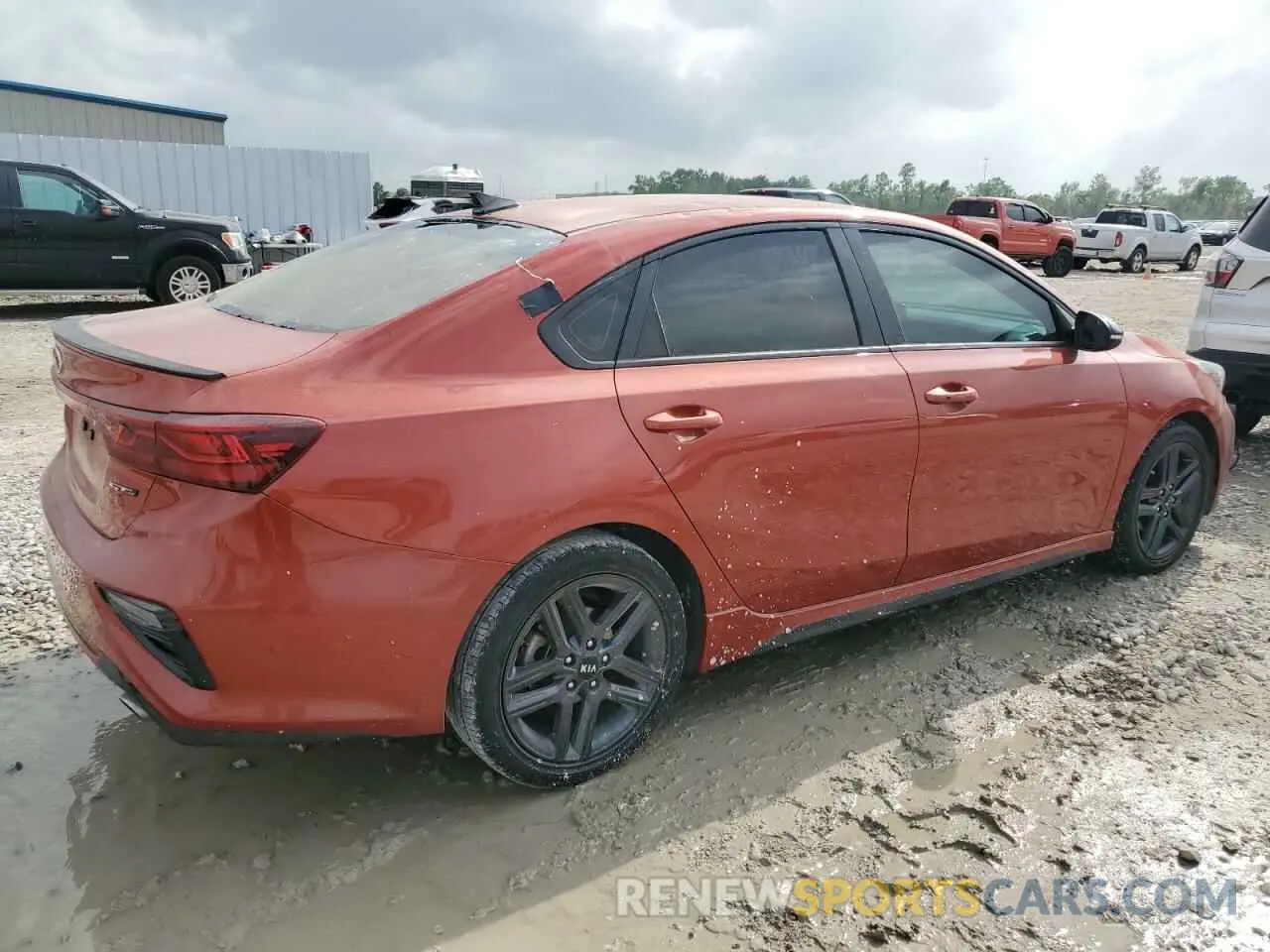 3 Photograph of a damaged car 3KPF34AD5LE239615 KIA FORTE 2020