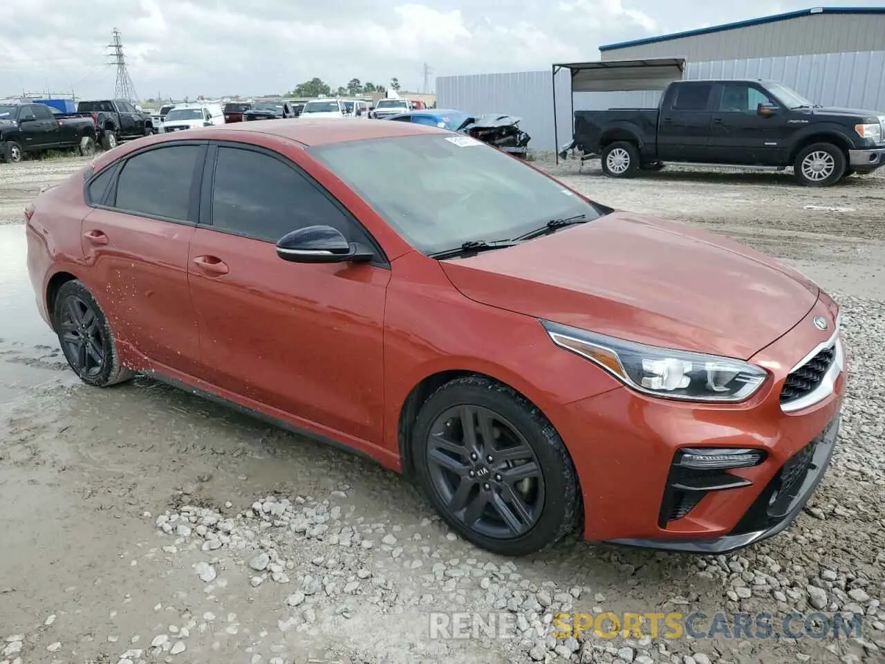 4 Photograph of a damaged car 3KPF34AD5LE239615 KIA FORTE 2020