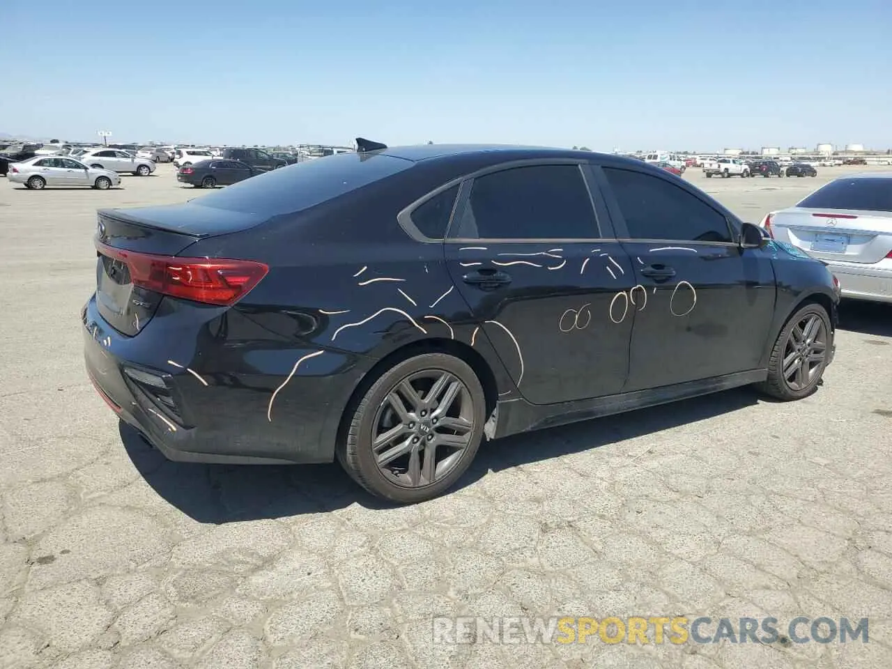 3 Photograph of a damaged car 3KPF34AD6LE230518 KIA FORTE 2020