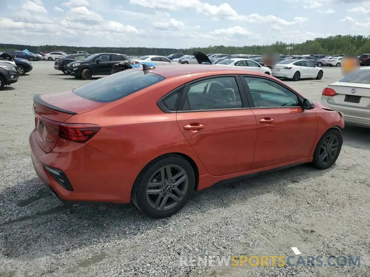 3 Фотография поврежденного автомобиля 3KPF34AD6LE232267 KIA FORTE 2020