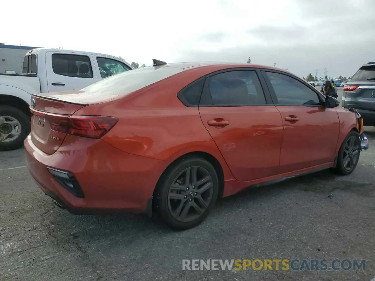 3 Photograph of a damaged car 3KPF34AD6LE260005 KIA FORTE 2020