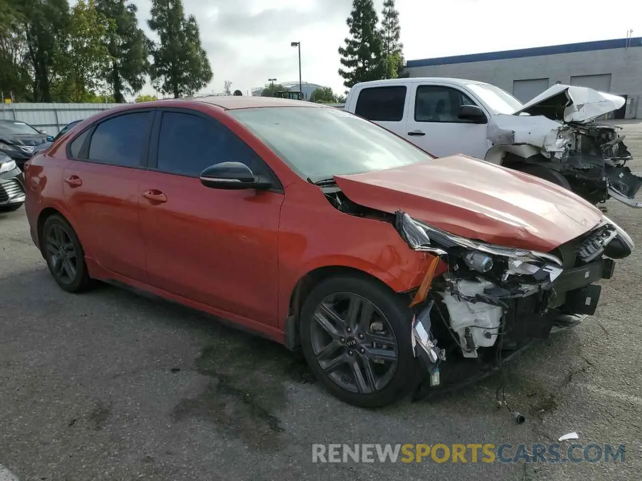 4 Photograph of a damaged car 3KPF34AD6LE260005 KIA FORTE 2020