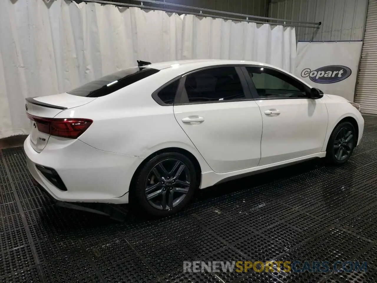 3 Фотография поврежденного автомобиля 3KPF34AD7LE176517 KIA FORTE 2020