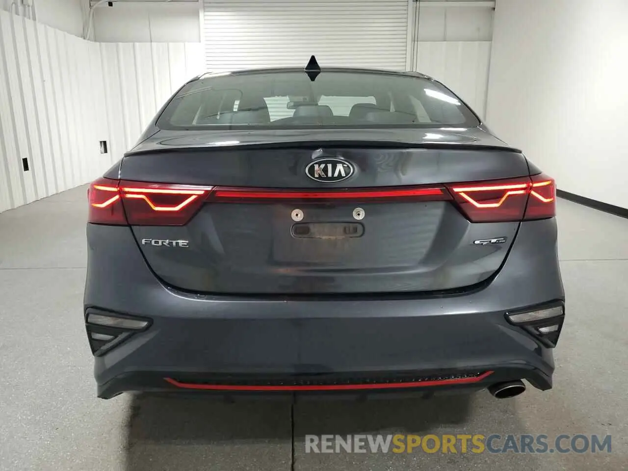 6 Photograph of a damaged car 3KPF34AD7LE181359 KIA FORTE 2020