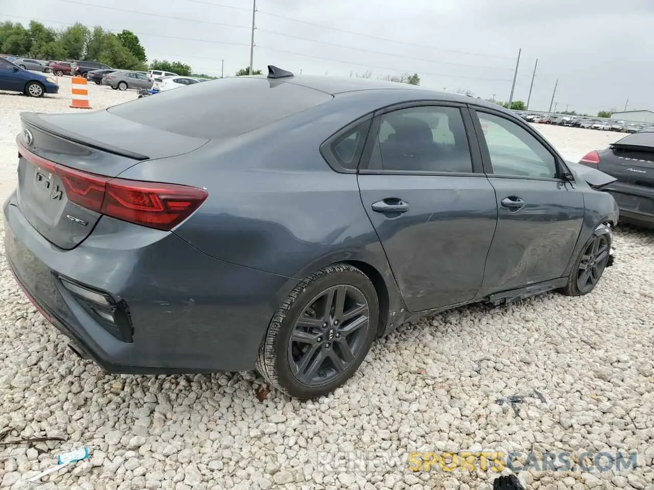 3 Photograph of a damaged car 3KPF34AD7LE230012 KIA FORTE 2020