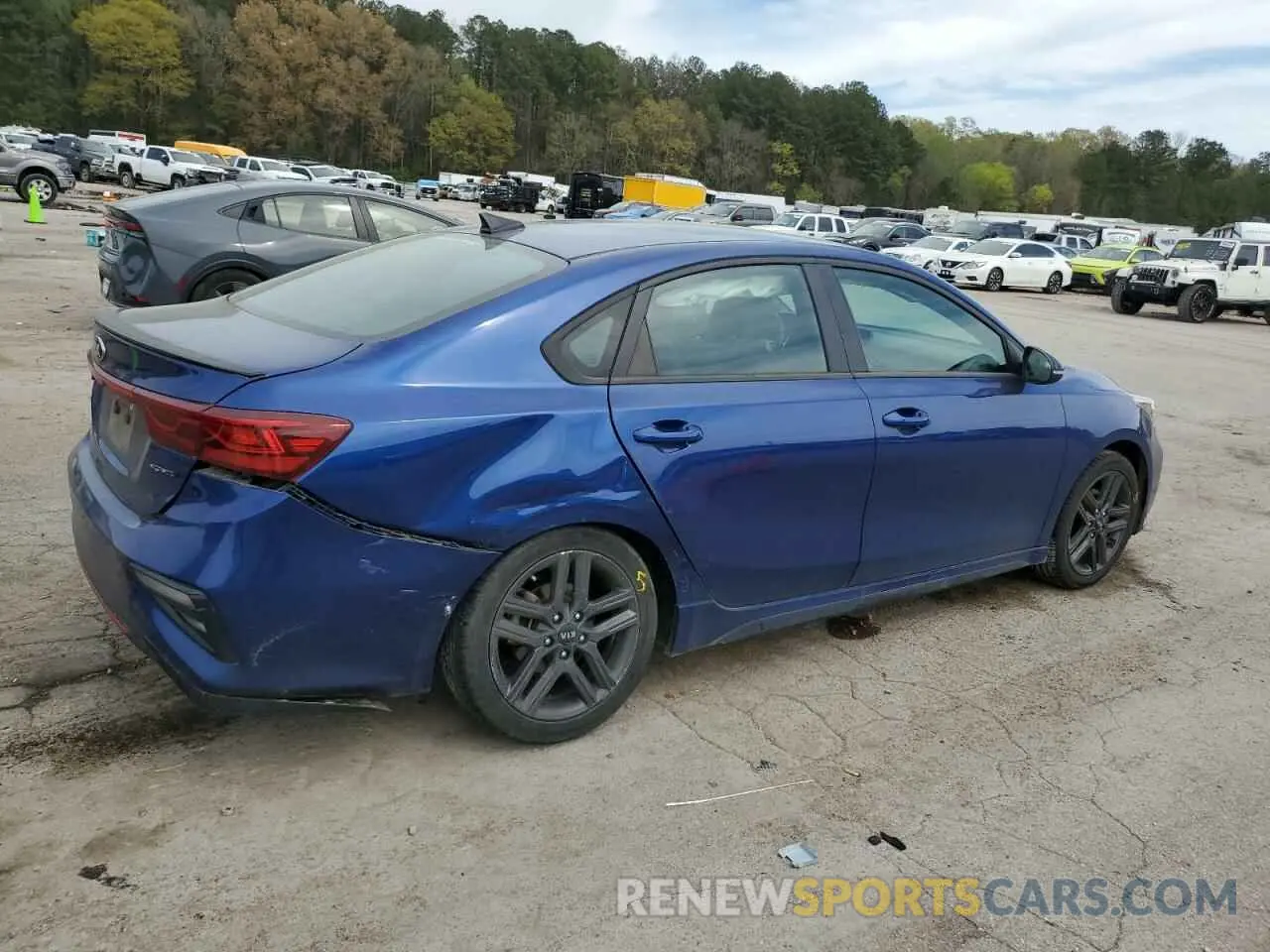 3 Photograph of a damaged car 3KPF34ADXLE168668 KIA FORTE 2020