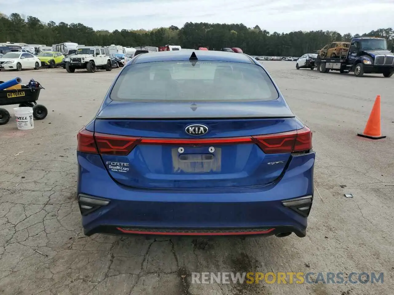 6 Photograph of a damaged car 3KPF34ADXLE168668 KIA FORTE 2020
