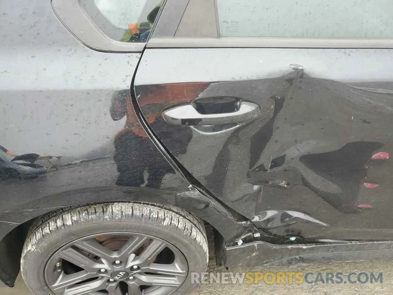 10 Фотография поврежденного автомобиля 3KPF34ADXLE223474 KIA FORTE 2020