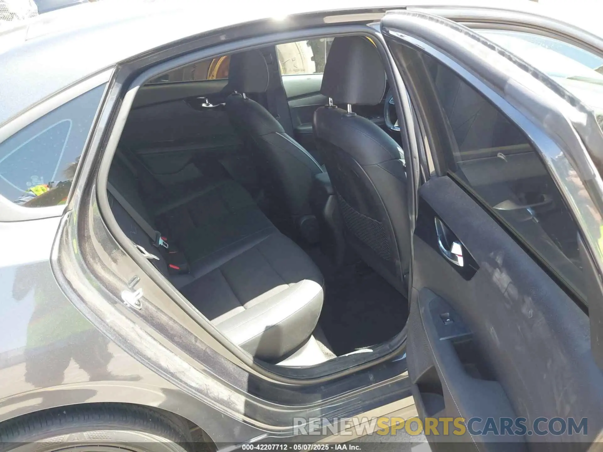 8 Фотография поврежденного автомобиля 3KPF34ADXLE252117 KIA FORTE 2020