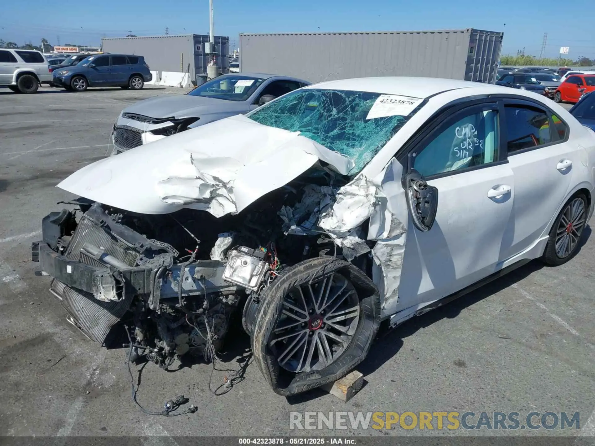2 Photograph of a damaged car 3KPF44AC1LE158745 KIA FORTE 2020