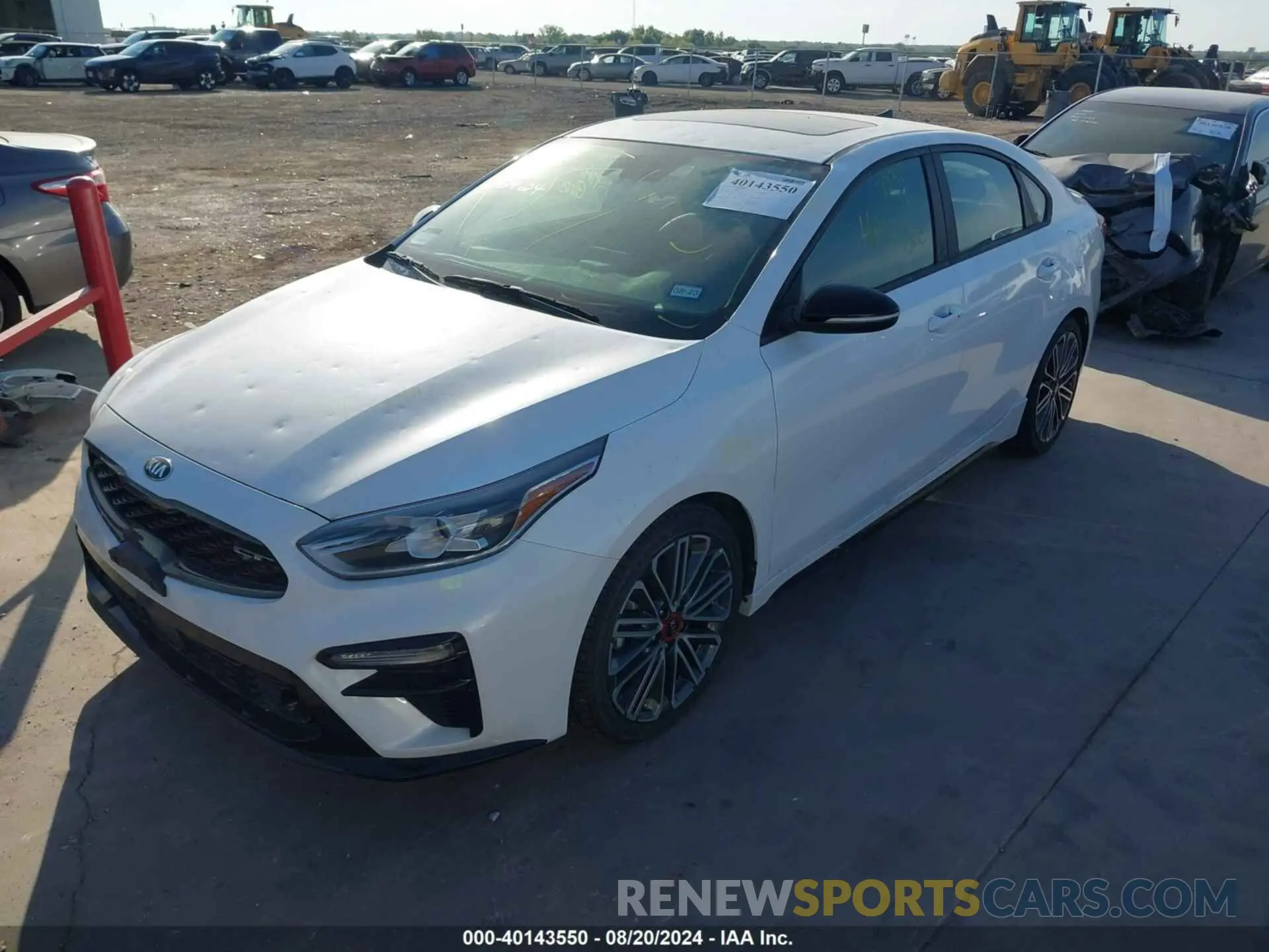 2 Фотография поврежденного автомобиля 3KPF44AC3LE211249 KIA FORTE 2020