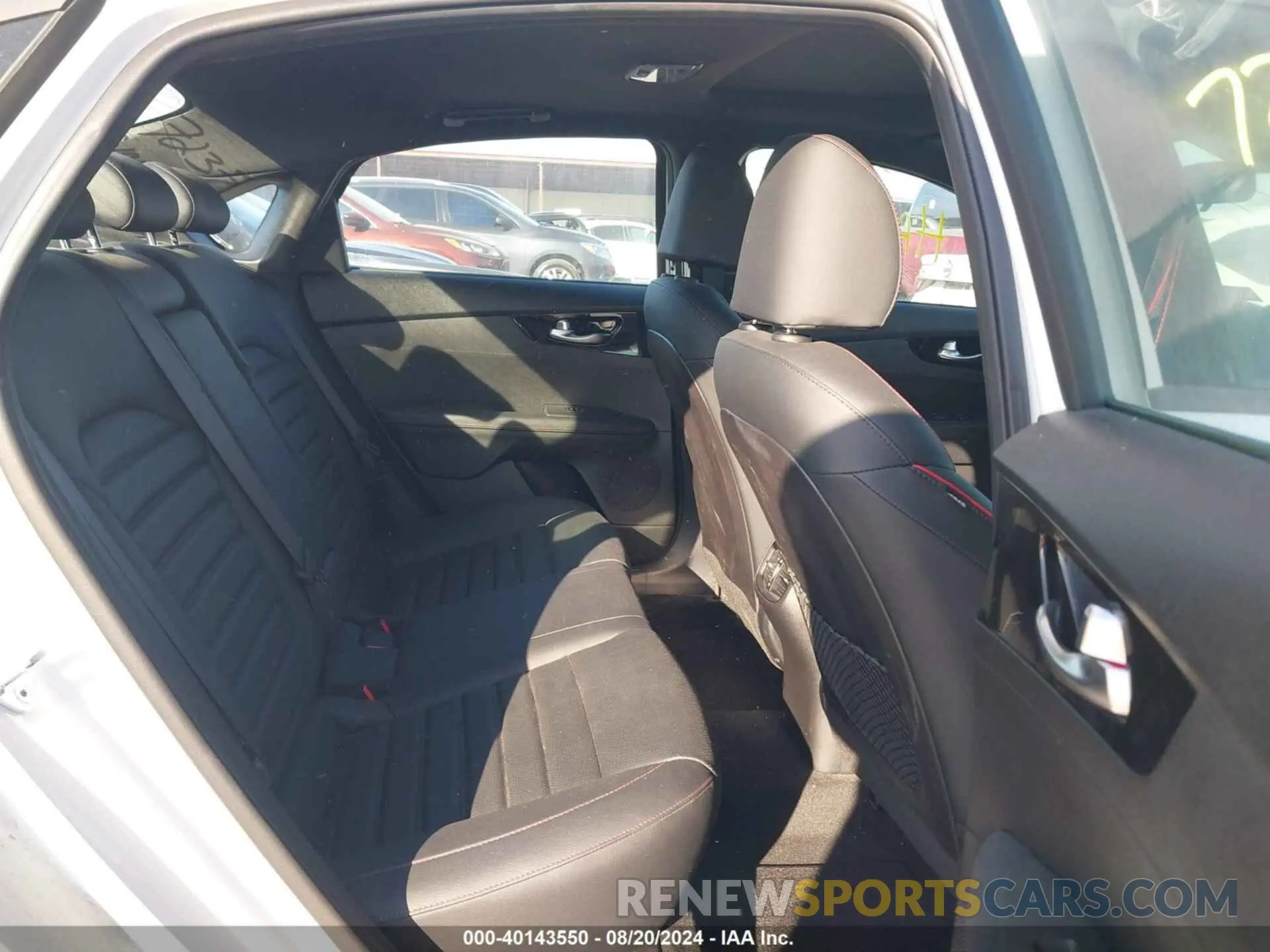 8 Фотография поврежденного автомобиля 3KPF44AC3LE211249 KIA FORTE 2020