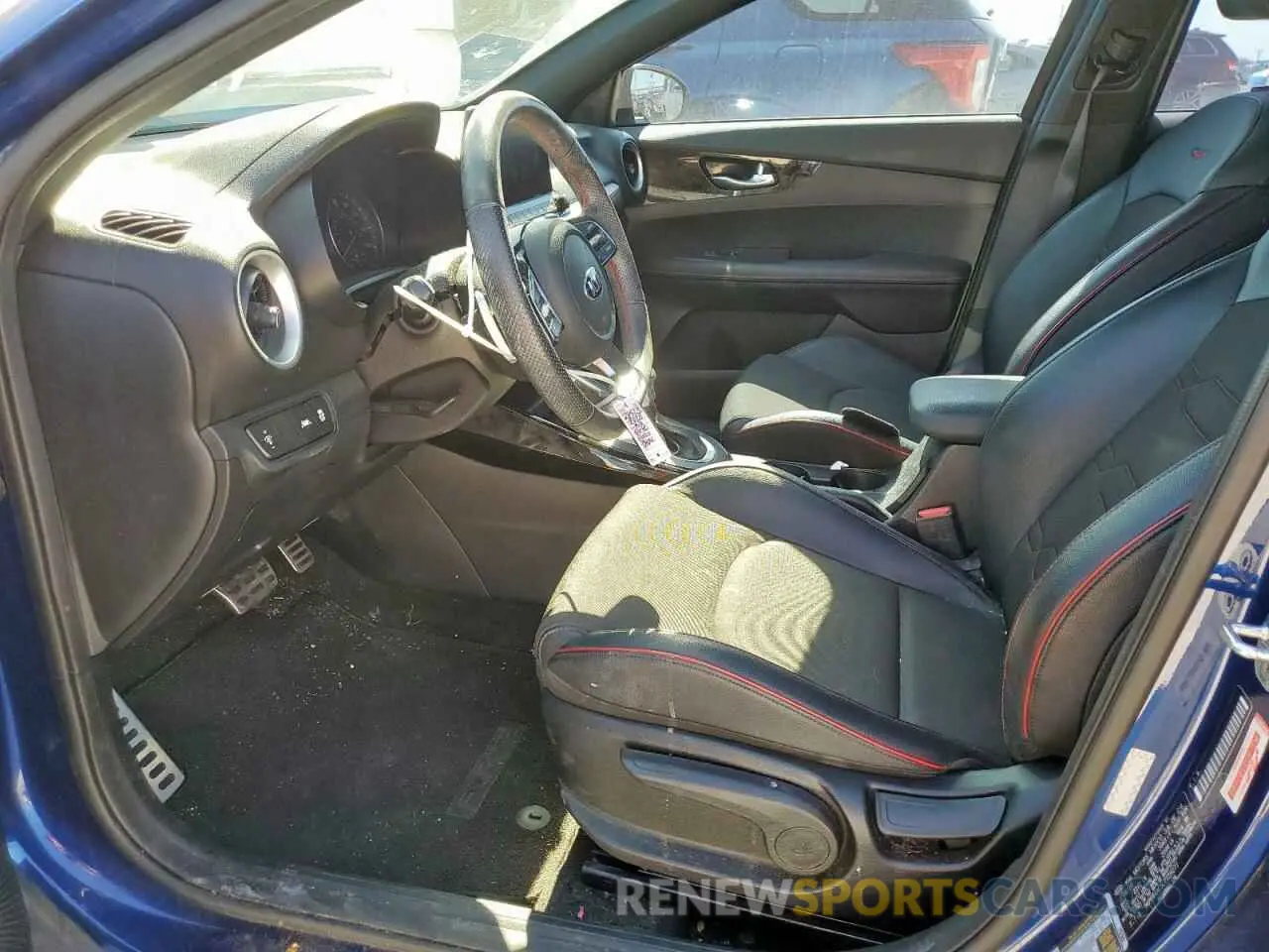 7 Photograph of a damaged car 3KPF44AC5LE259271 KIA FORTE 2020