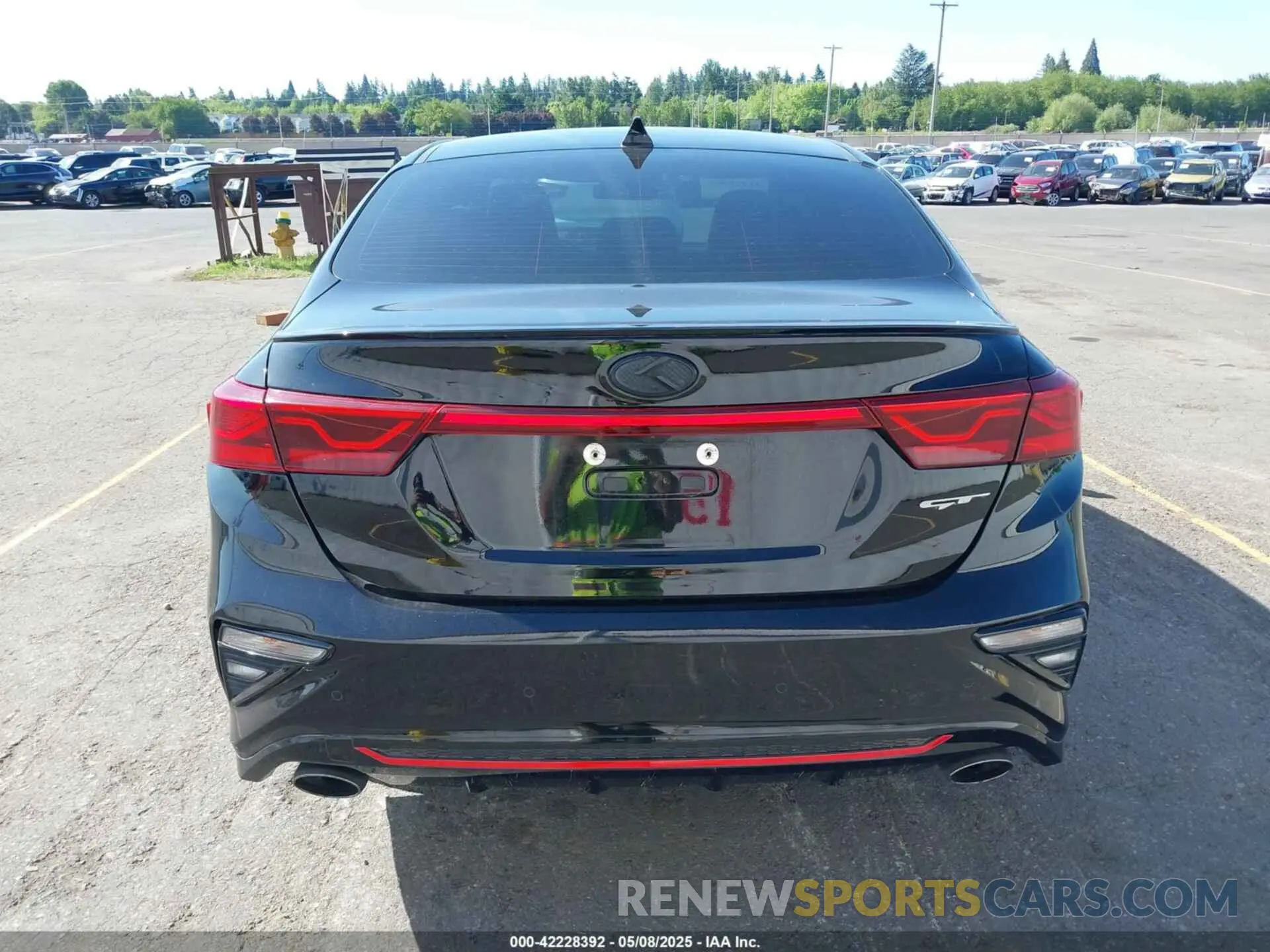 16 Photograph of a damaged car 3KPF44AC6LE184290 KIA FORTE 2020