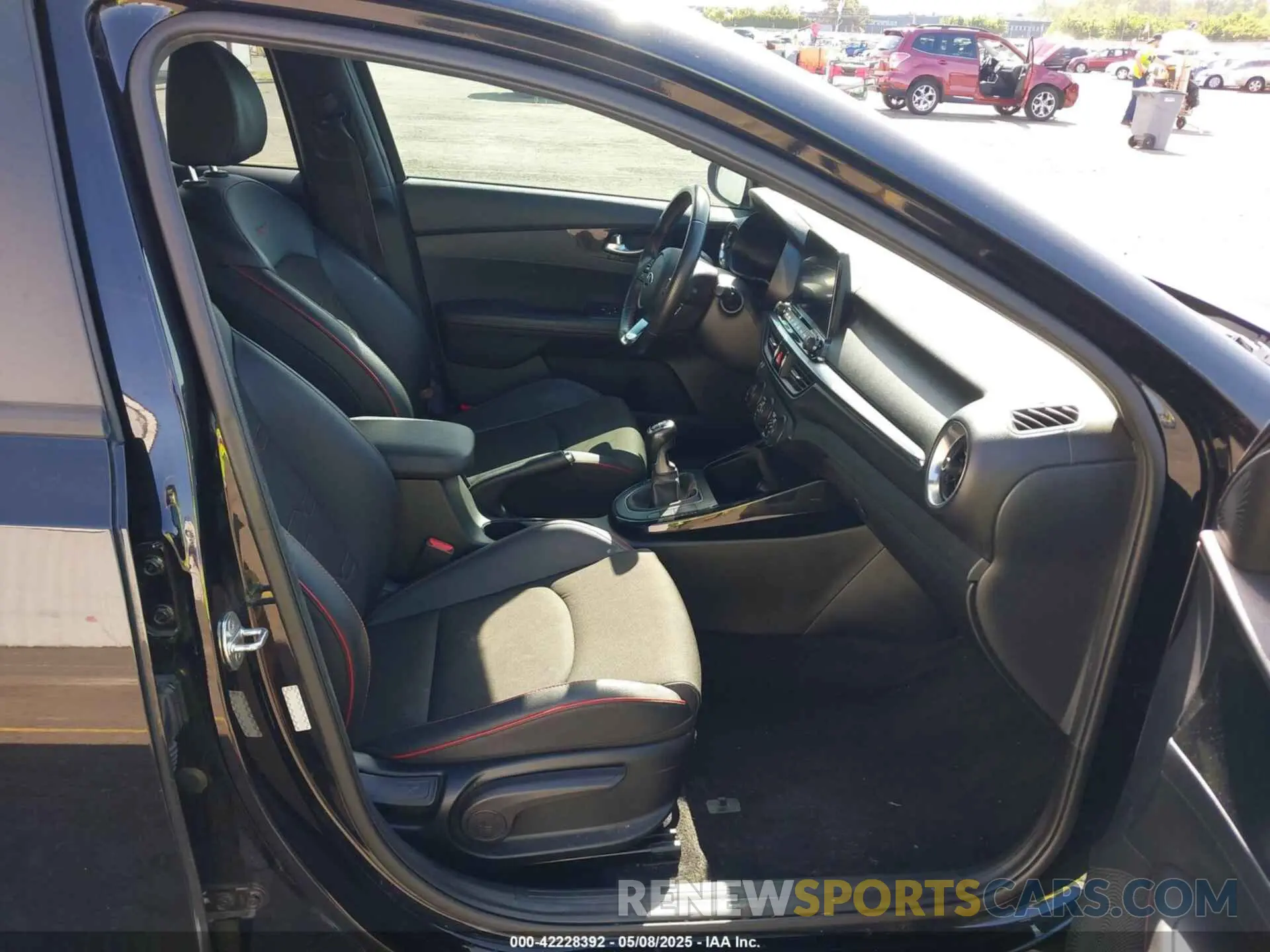 5 Photograph of a damaged car 3KPF44AC6LE184290 KIA FORTE 2020