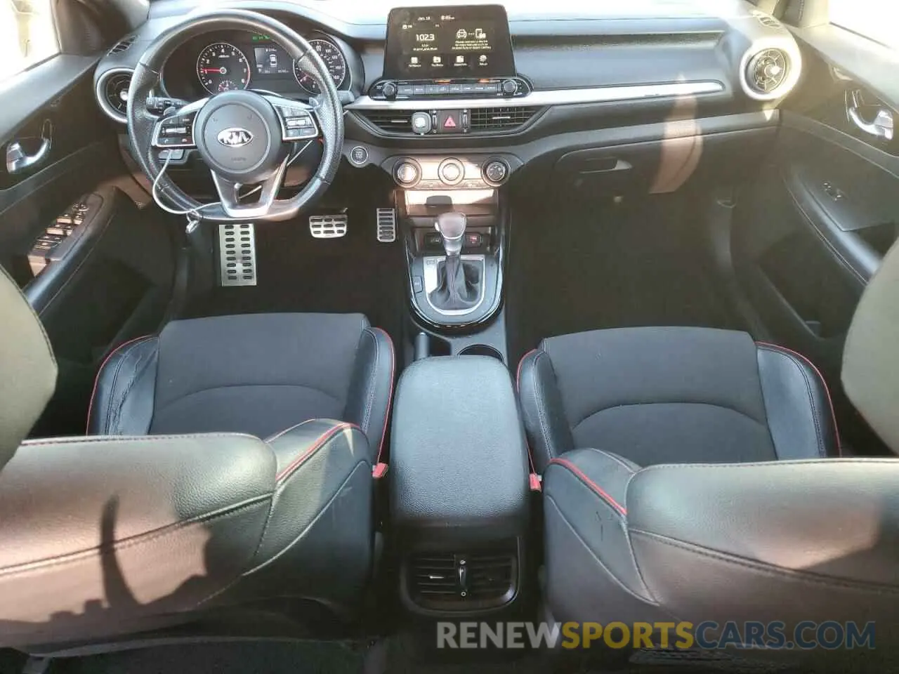 8 Фотография поврежденного автомобиля 3KPF44AC6LE258839 KIA FORTE 2020