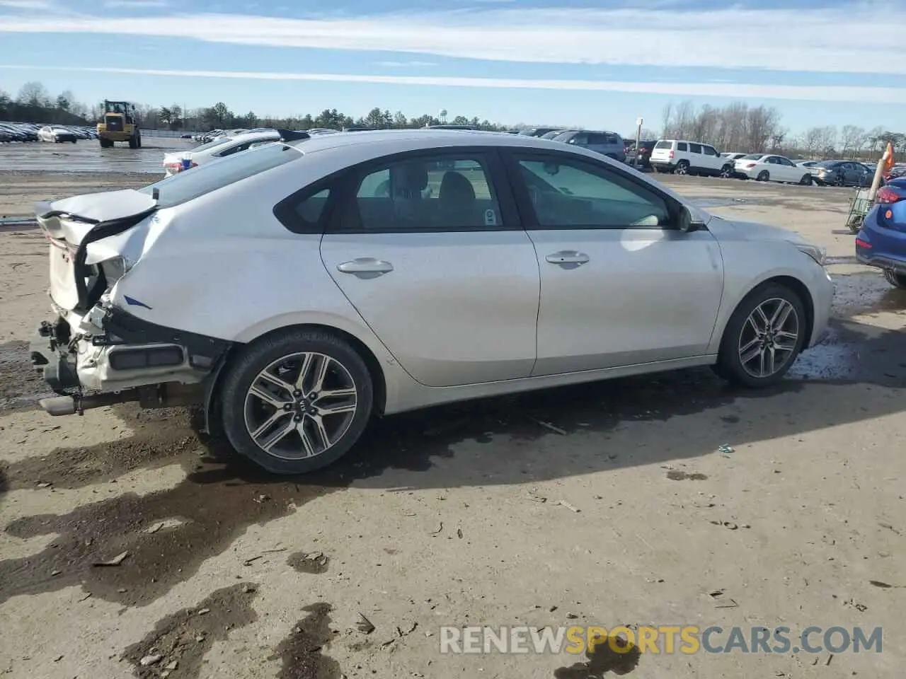 3 Фотография поврежденного автомобиля 3KPF54AD0LE211411 KIA FORTE 2020