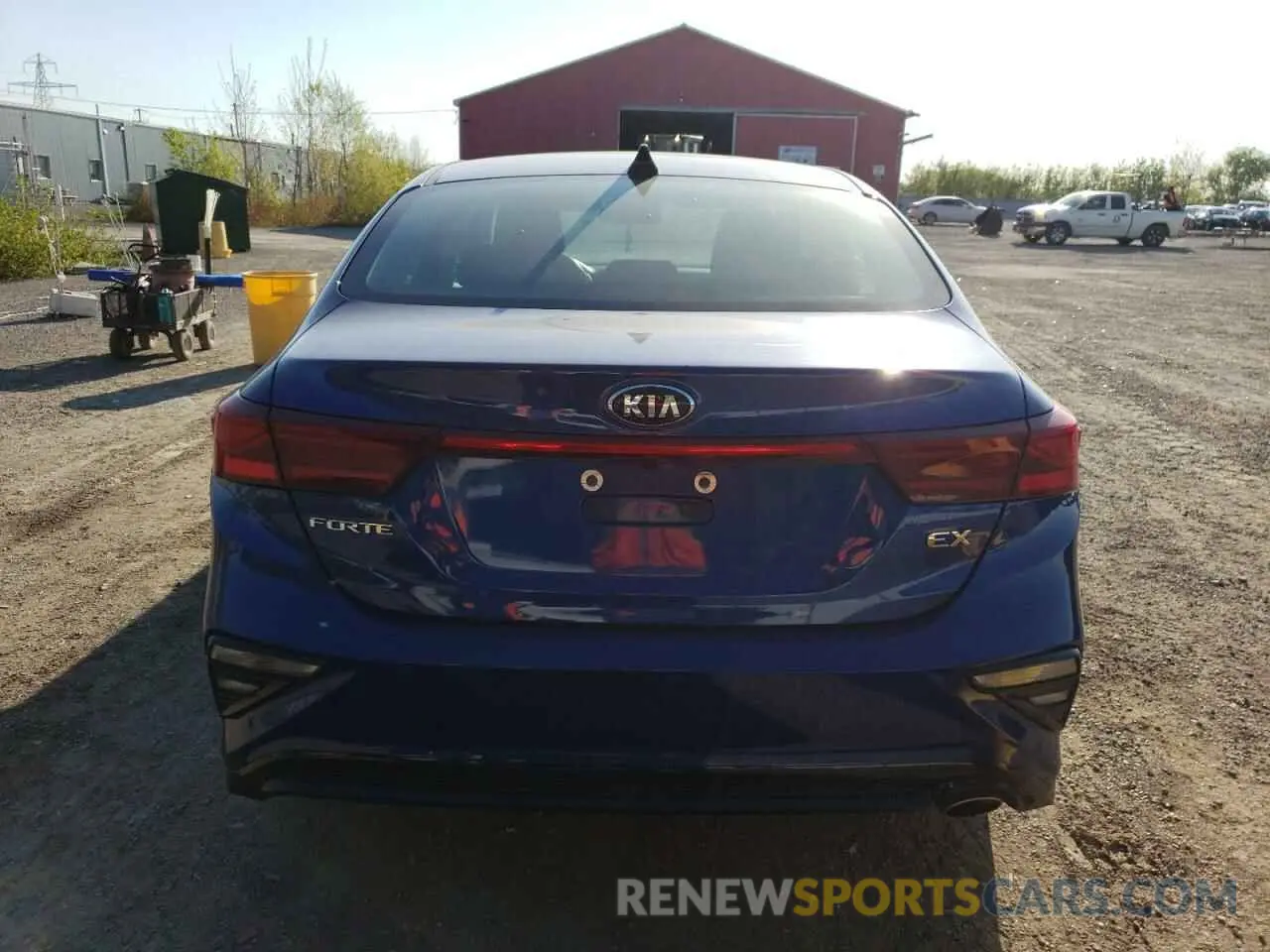 6 Photograph of a damaged car 3KPF54AD0LE218021 KIA FORTE 2020
