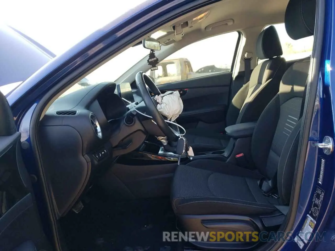 7 Photograph of a damaged car 3KPF54AD0LE218021 KIA FORTE 2020