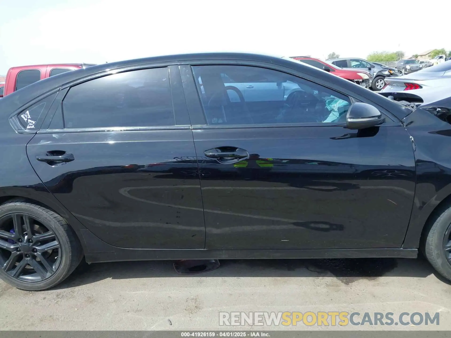 14 Фотография поврежденного автомобиля 3KPF54AD3LE190568 KIA FORTE 2020