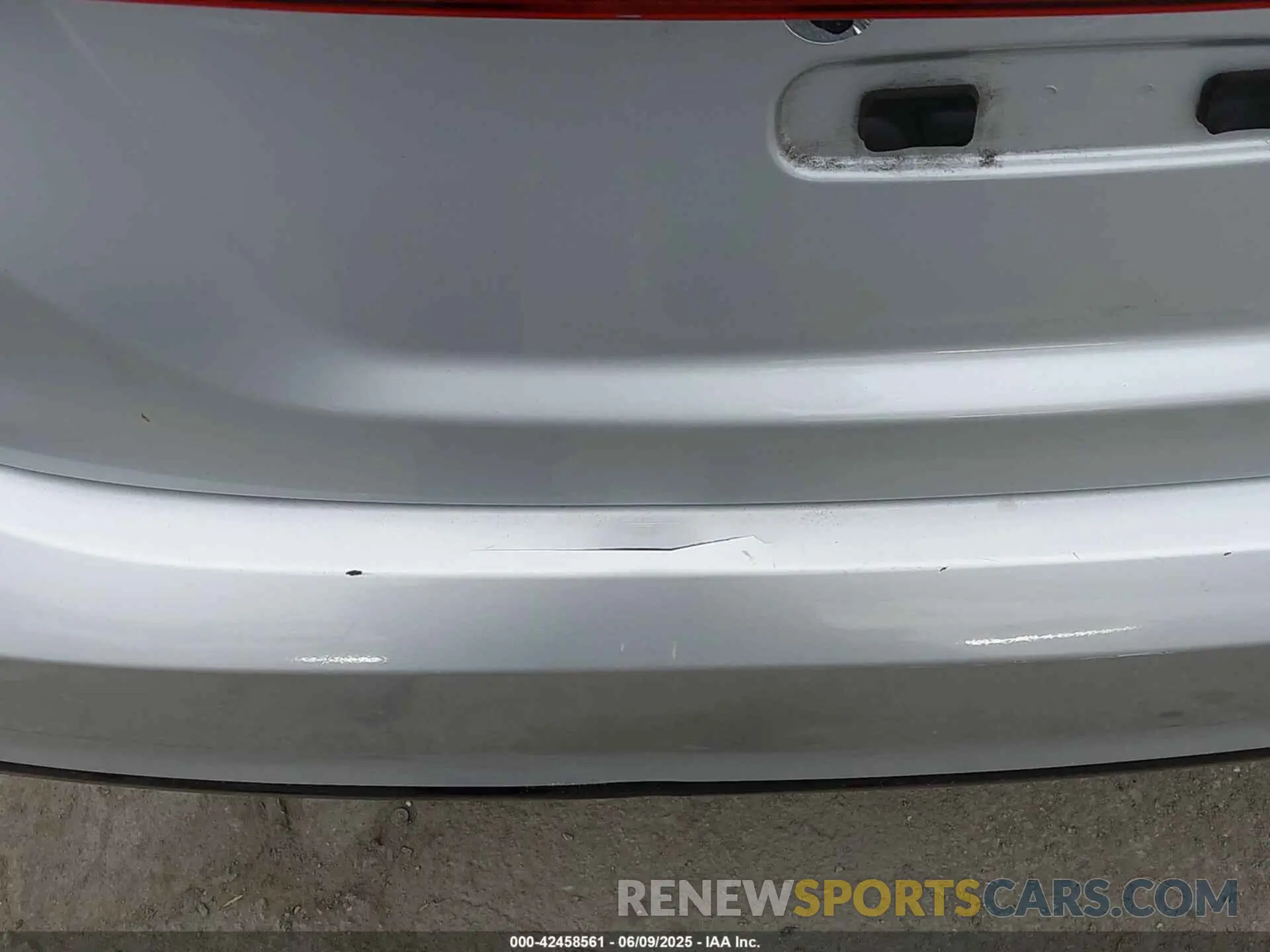 19 Photograph of a damaged car 3KPF54AD5LE212621 KIA FORTE 2020