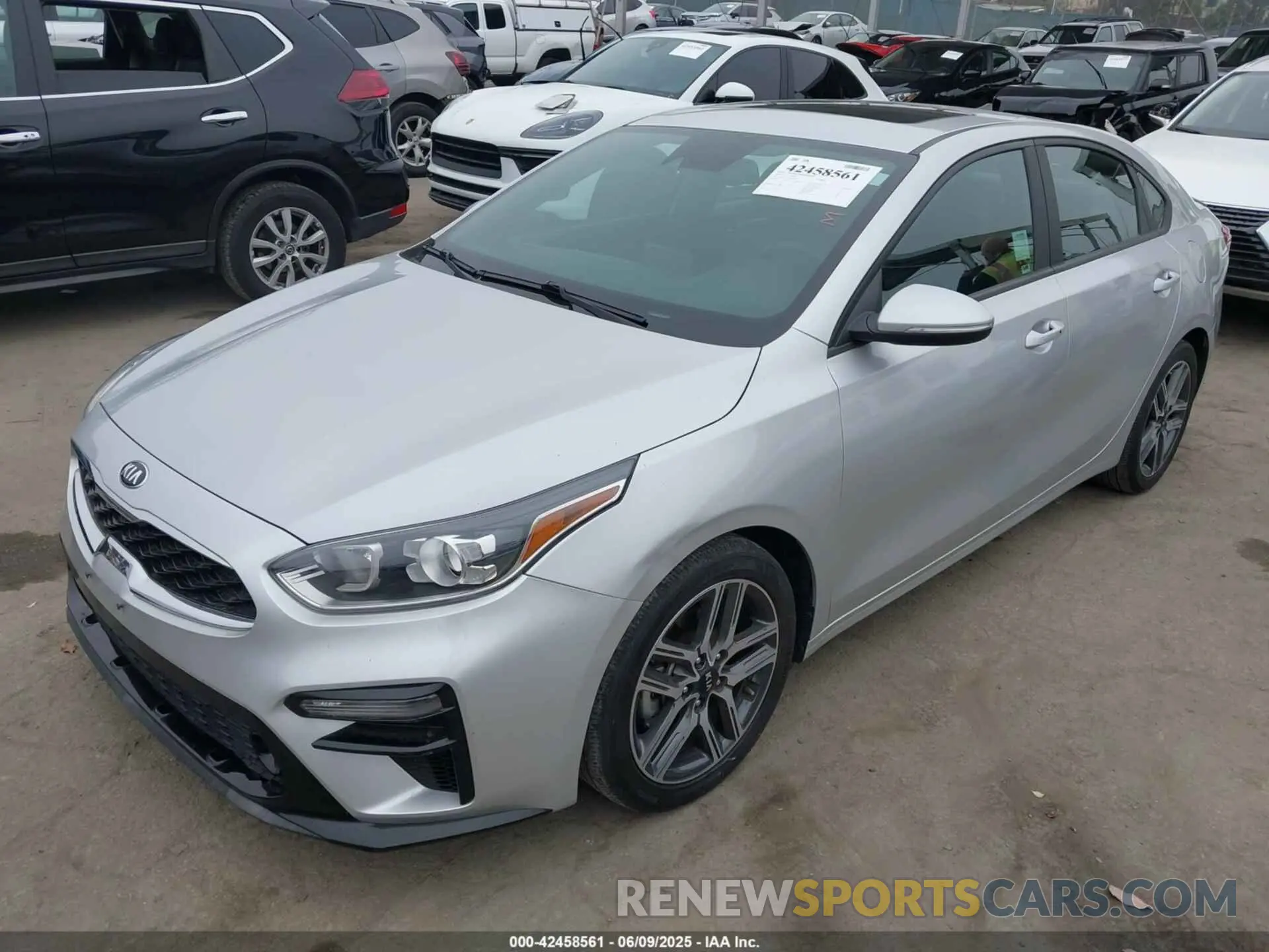 2 Photograph of a damaged car 3KPF54AD5LE212621 KIA FORTE 2020