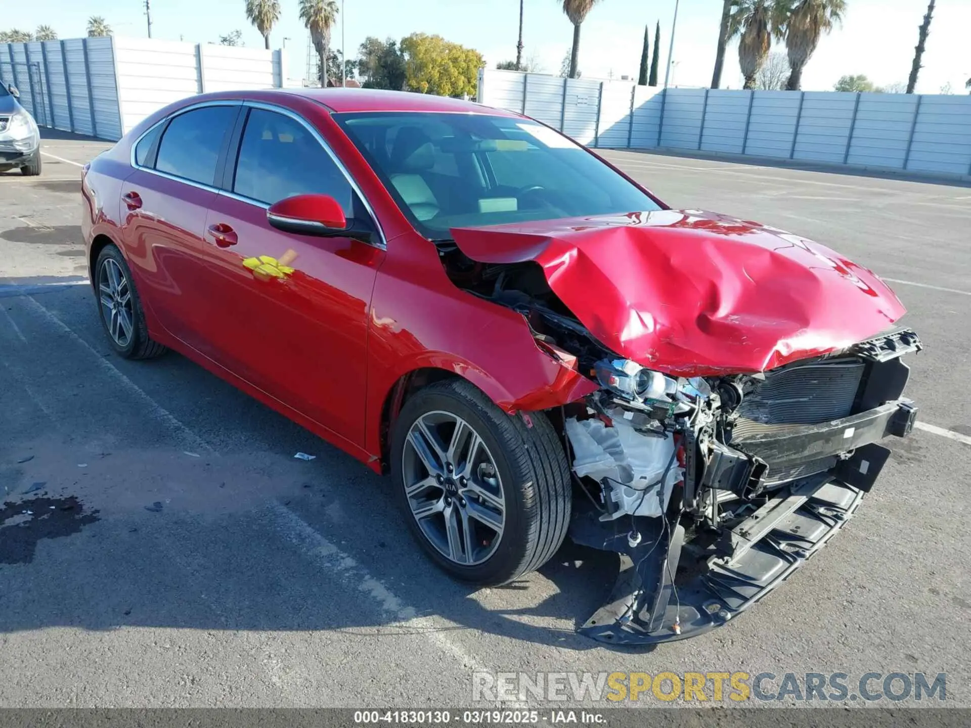 1 Фотография поврежденного автомобиля 3KPF54AD8LE254619 KIA FORTE 2020