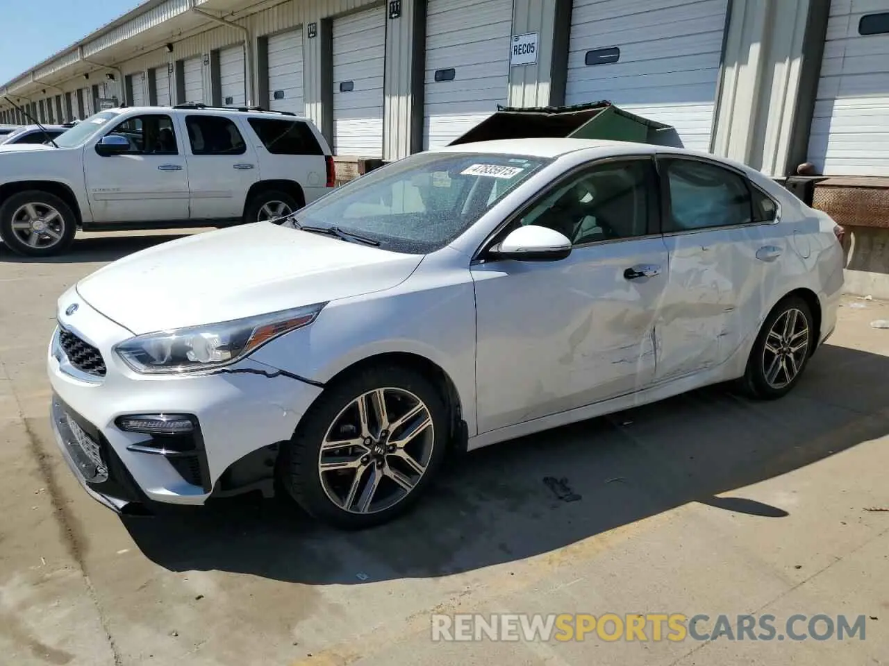 1 Photograph of a damaged car 3KPF54AD9LE154822 KIA FORTE 2020