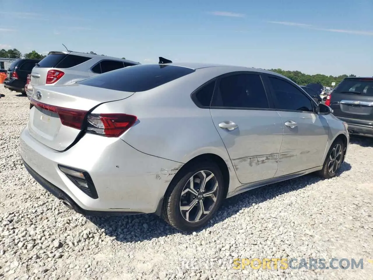 3 Фотография поврежденного автомобиля 3KPF24AD0ME282070 KIA FORTE 2021