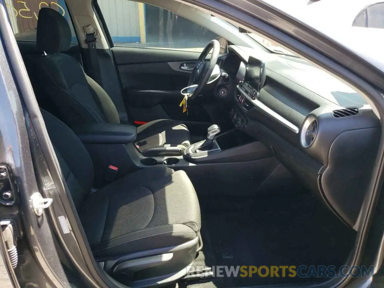 5 Photograph of a damaged car 3KPF24AD0ME296650 KIA FORTE 2021