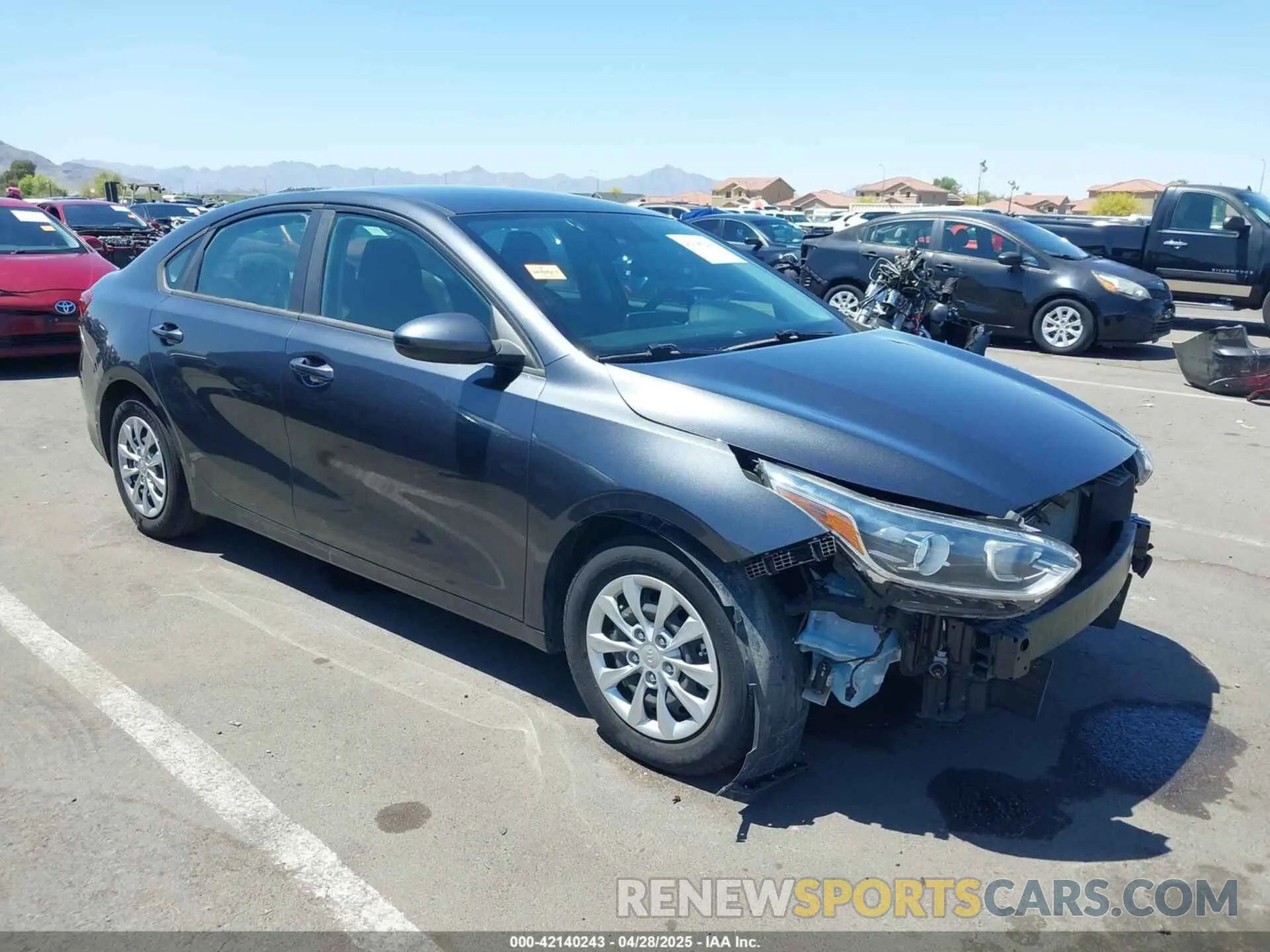 1 Photograph of a damaged car 3KPF24AD0ME302981 KIA FORTE 2021