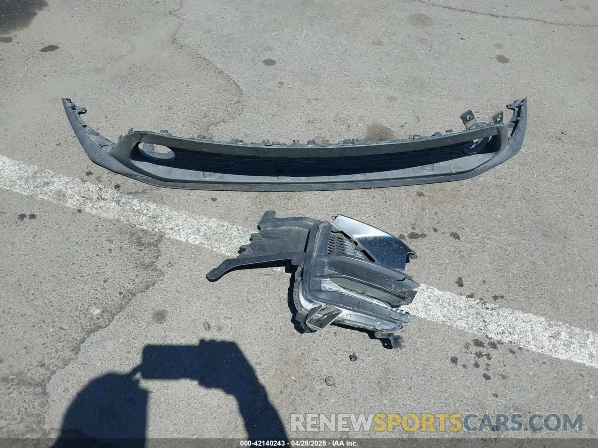 12 Photograph of a damaged car 3KPF24AD0ME302981 KIA FORTE 2021