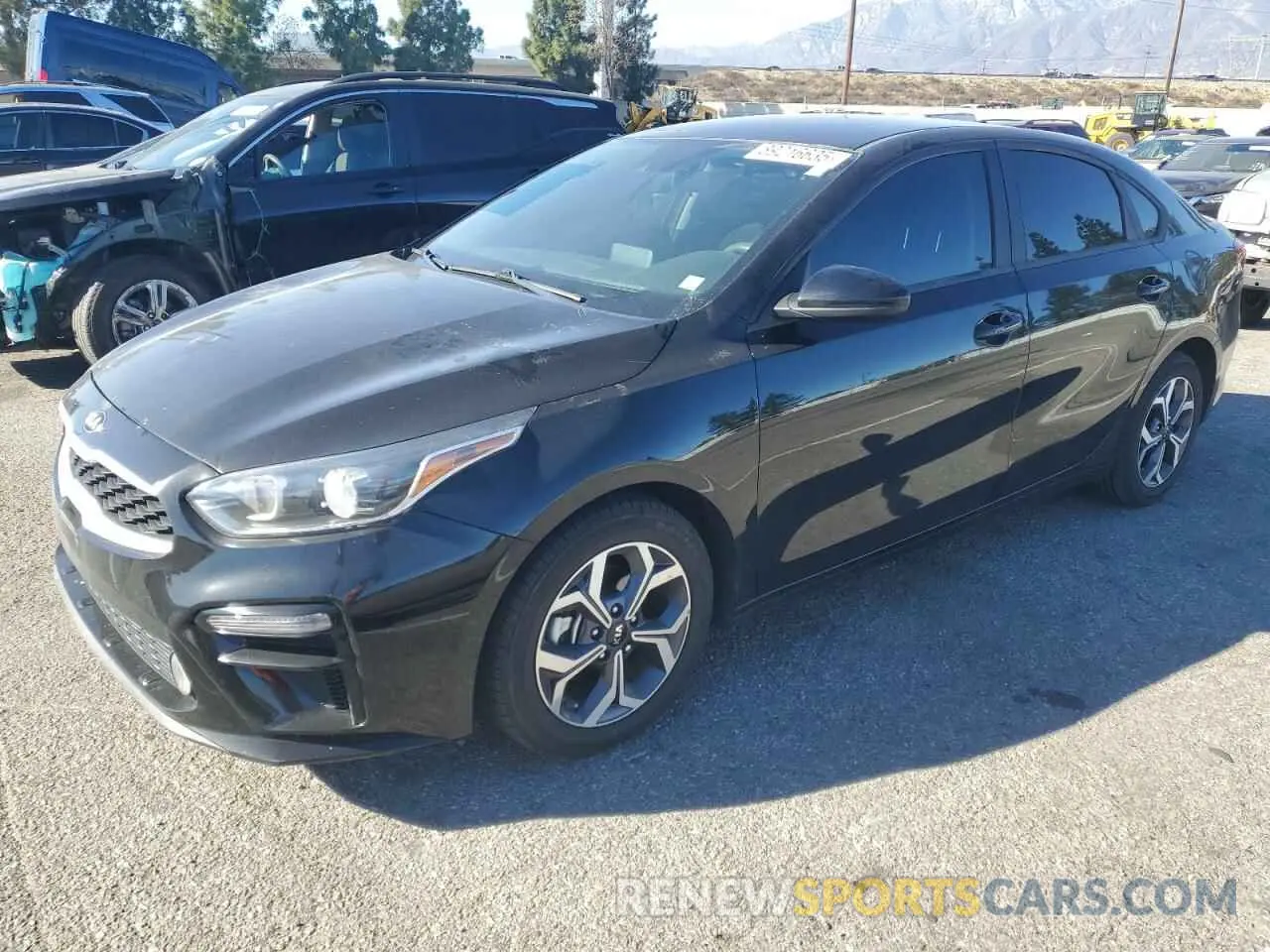 1 Фотография поврежденного автомобиля 3KPF24AD0ME306352 KIA FORTE 2021