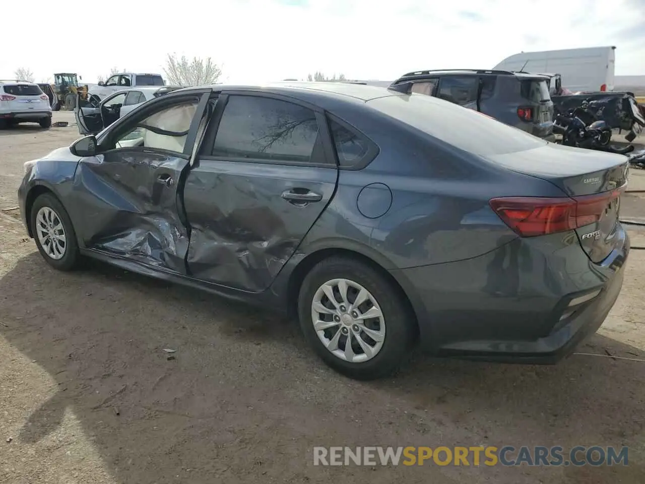 2 Фотография поврежденного автомобиля 3KPF24AD0ME312569 KIA FORTE 2021